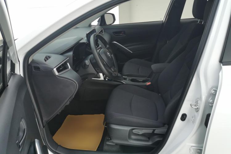 Used Toyota Corolla Cross 2024 2.0L Pioneer Edition
