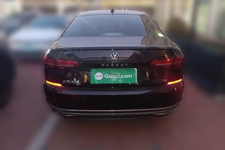 Used Volkswagen Passat 2020 Facelift 330TSI Elite Edition China VI Standard
