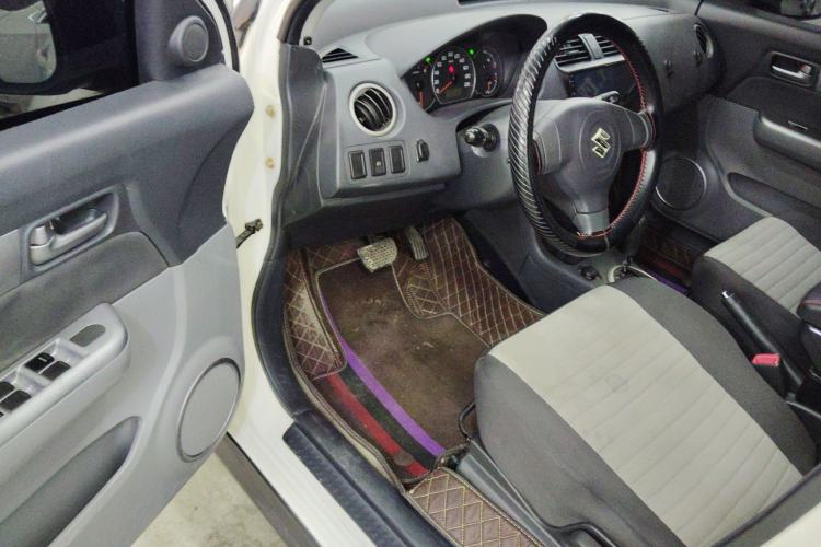 Used Suzuki Swift 2014 1.5L Automatic Fashion Edition
