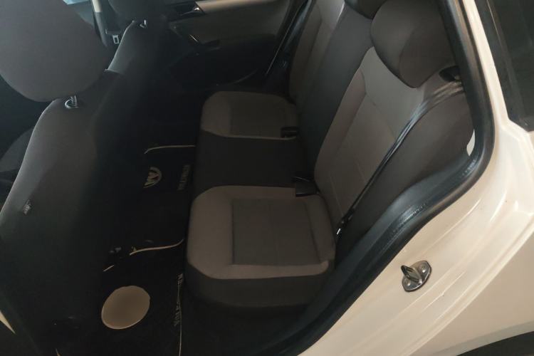 Used Volkswagen Gran Lavida 2013 1.6L Automatic Fashion Model
