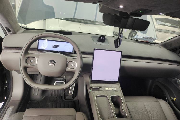 Used Nio ET7 2024 75 kWh Executive Edition
