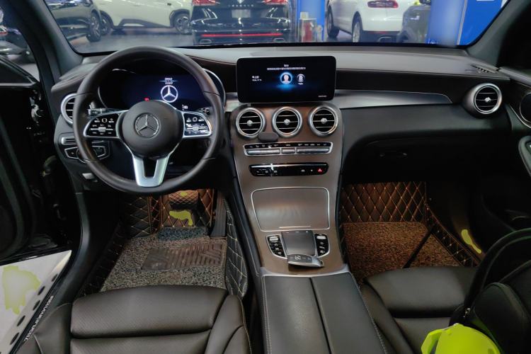 Used Mercedes-Benz GLC 2020 GLC 260 L 4MATIC Luxury Model