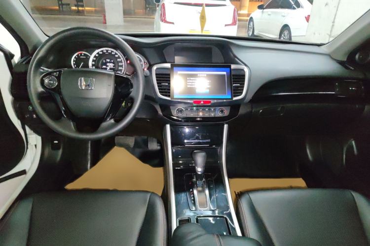 Used Honda Accord 2016 2.0L Comfort Edition
