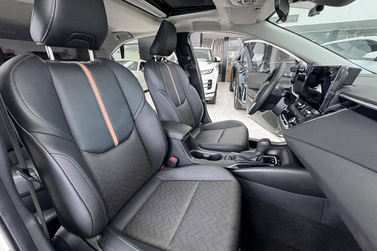 Used Toyota Levin 2023 Smart Electric Hybrid Dual-Engine 1.8L Sport Edition
