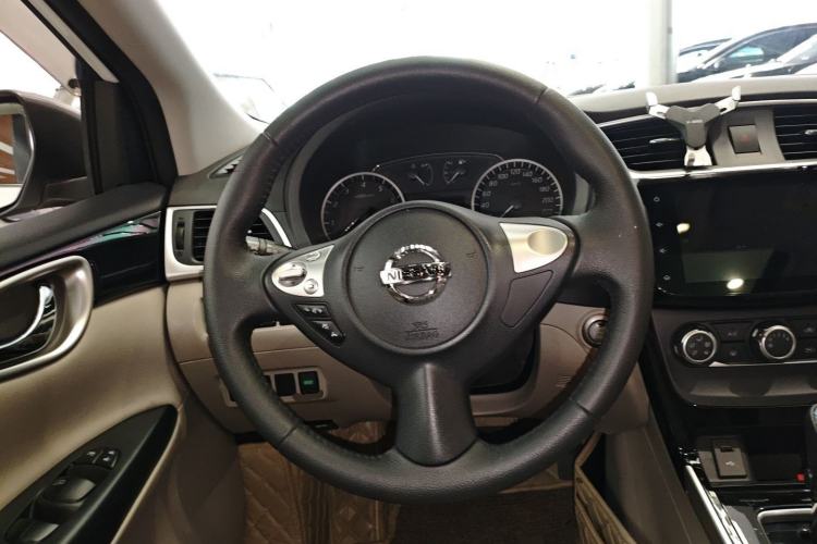 Used Nissan Sylphy 2019 1.6XV CVT Smart Connect Luxury Edition China VI Standard