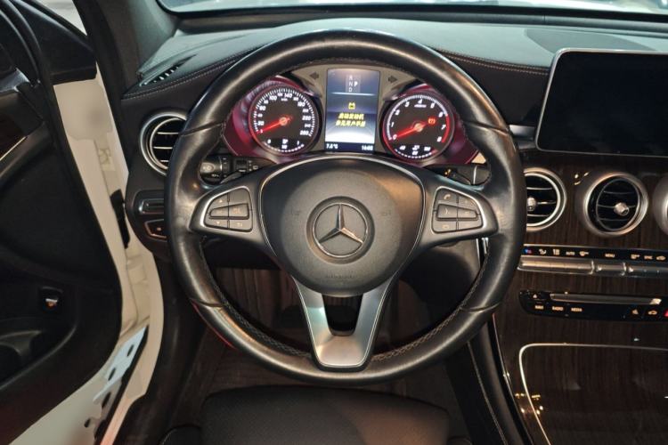 Used Mercedes-Benz GLC 2018 Facelifted GLC 260 4MATIC Dynamic Edition