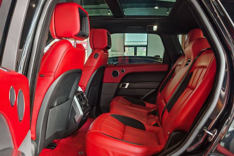 Used Land Rover Range Rover Sport 2021 3.0 L6 YAO Black Edition
