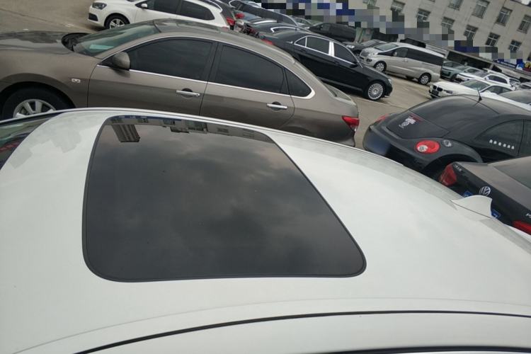 Used BMW 5 Series 2014 520Li Elegant Model
