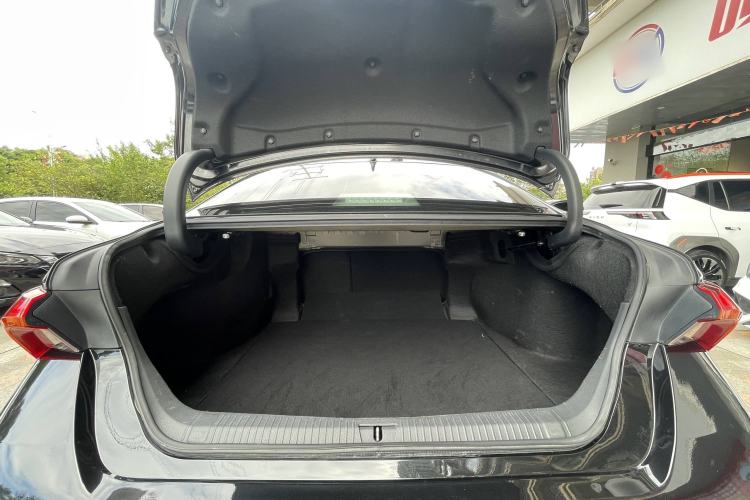 Used Toyota Avalon 2019 2.0L XLE Premium Edition China VI
