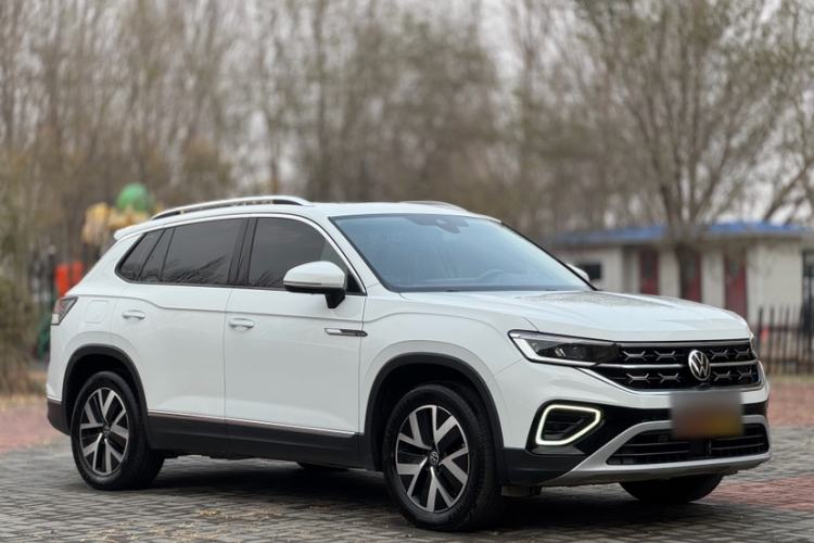 Used Volkswagen Tayron 2023 300TSI Two-Wheel-Drive Luxury Plus Advanced Edition
