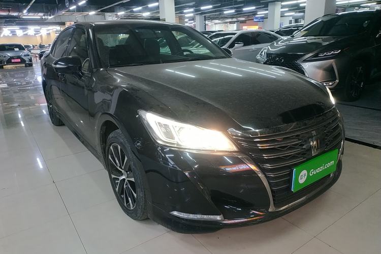 Used Toyota Crown 2018 2.0T Fashion Edition
