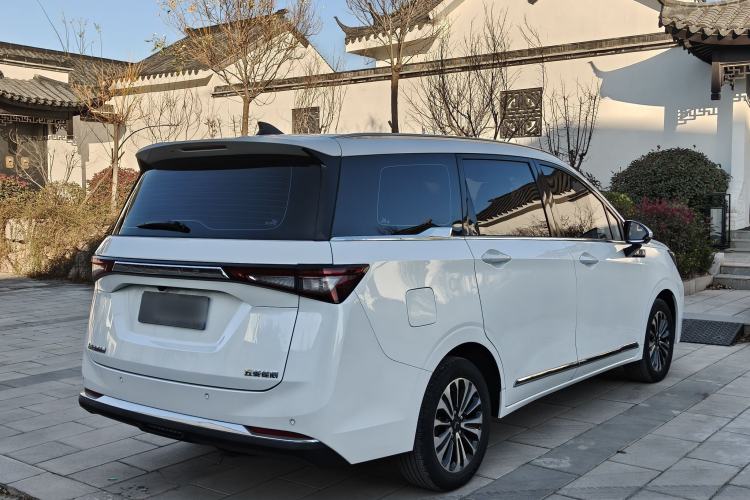 Used Wuling Jiachen 2022 1.5T CVT Deluxe Flagship Edition