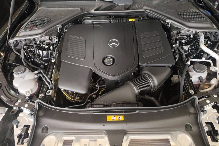 Used Mercedes-Benz E-Class 2025 Facelift E 300 L Luxury Edition