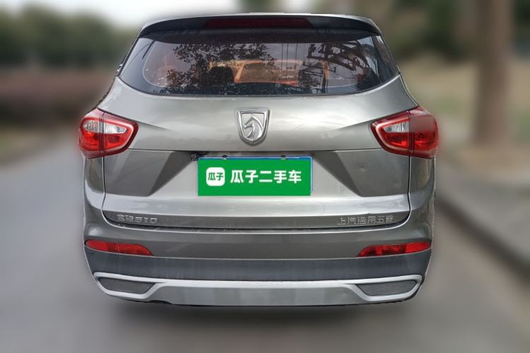 Used Baojun 510 2017 1.5L manual Comfort trim

