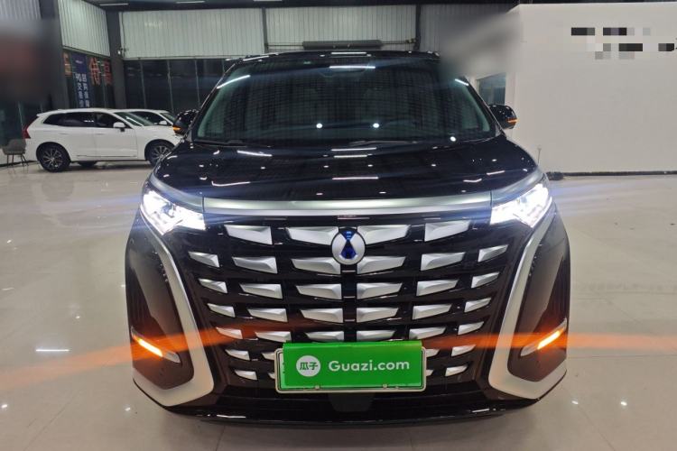 Used Denza D9 2024 DM-i 980 Four-Wheel Drive Prestige Model
