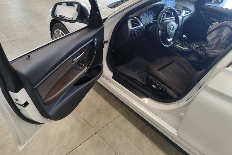 Used BMW 3 Series 2019 320Li Fashion Model
