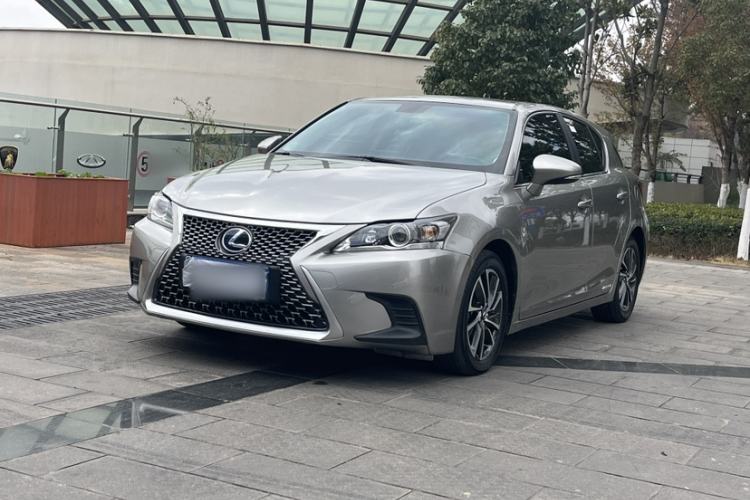 Used Lexus CT 2017 CT200h Comfort Edition Monochrome China VI
