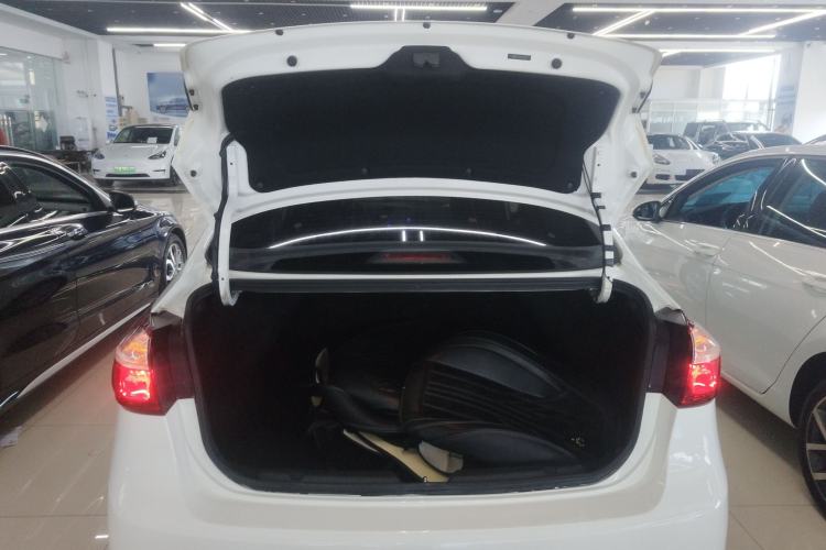 Used Kia K3 2016 1.6L Automatic GL
