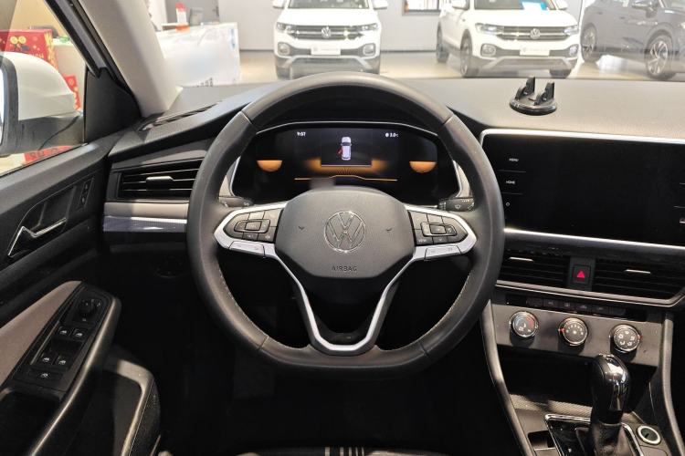 Used Volkswagen Bora 2024 200TSI DSG Comfort Edition
