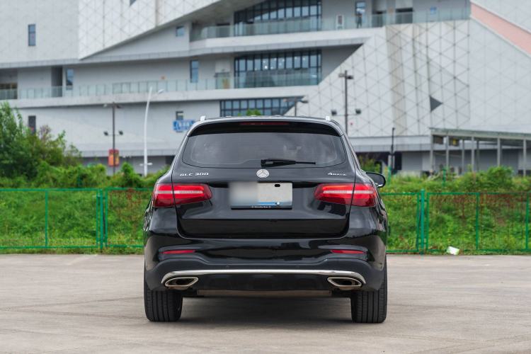 Used Mercedes-Benz GLC 2018 Refreshed GLC 300 4MATIC Dynamic Edition