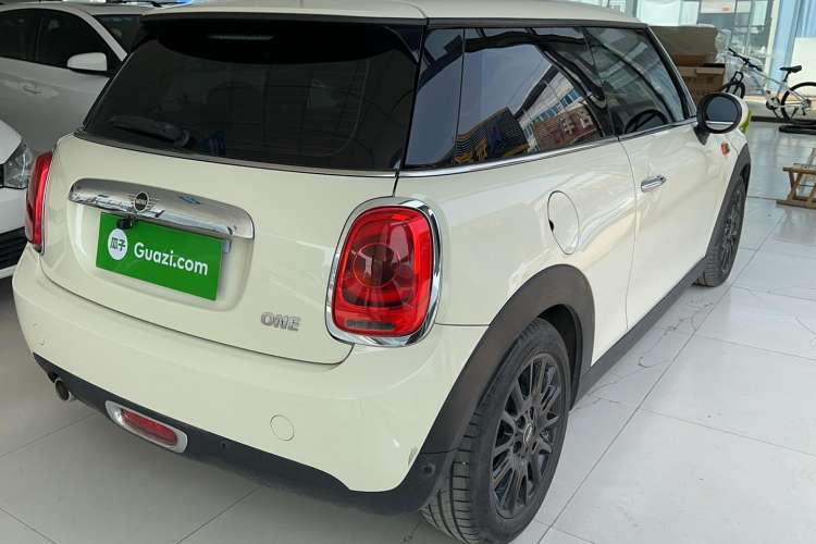 Used  MINI 2018 1.5T ONE PLUS
