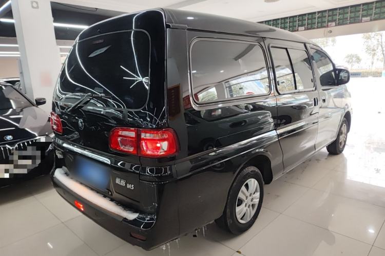 Used FORTHING Lingzhi 2025 M5 1.5T Long Wheelbase Base Model 7-Seater
