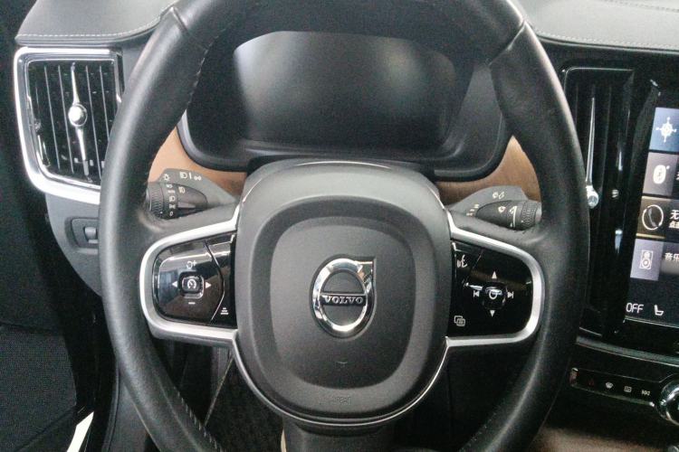 Used Volvo S90 2018 T5 Prestige Edition
