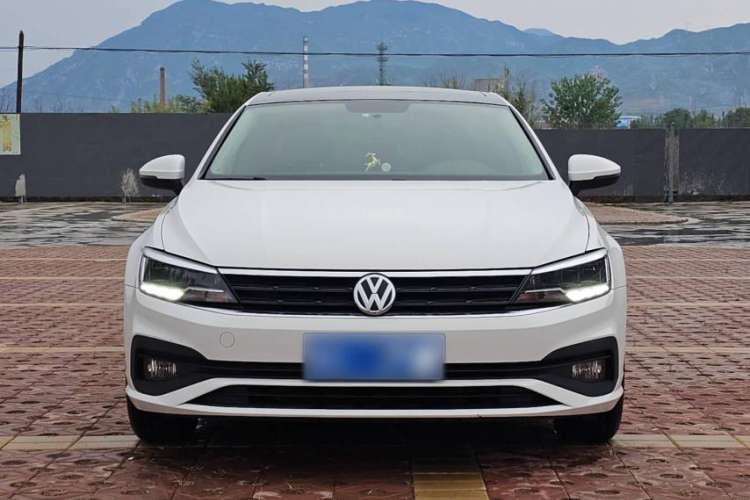 Used Volkswagen Lamando 2019 230TSI DSG Fashion Edition China VI
