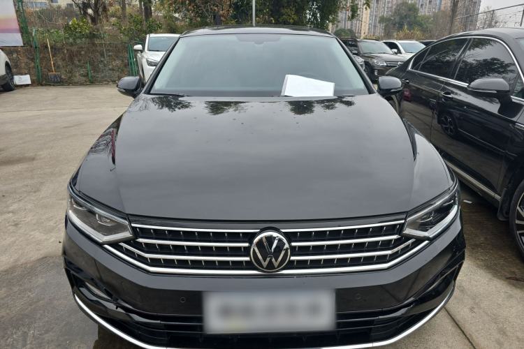Used Volkswagen Magotan 2023 2 Million Units Commemorative Edition 330TSI DSG Luxury Version
