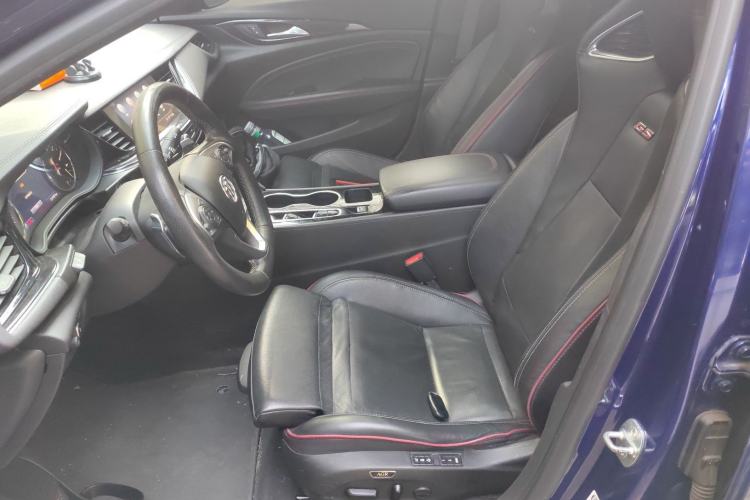 Used Buick Regal 2020 GS 28T Prestige Model
