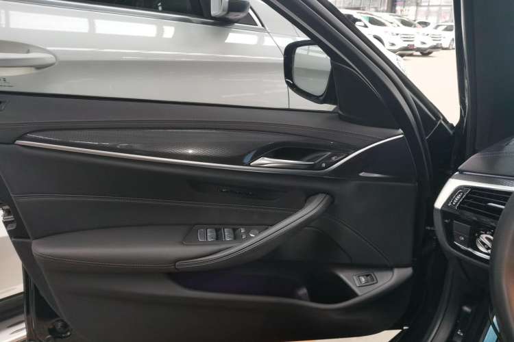 Used BMW 5 Series 2022 Second Facelift 525i M Sport Package
