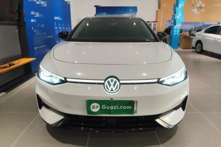 Used Volkswagen ID.7 VIZZION 2024 AIR model
