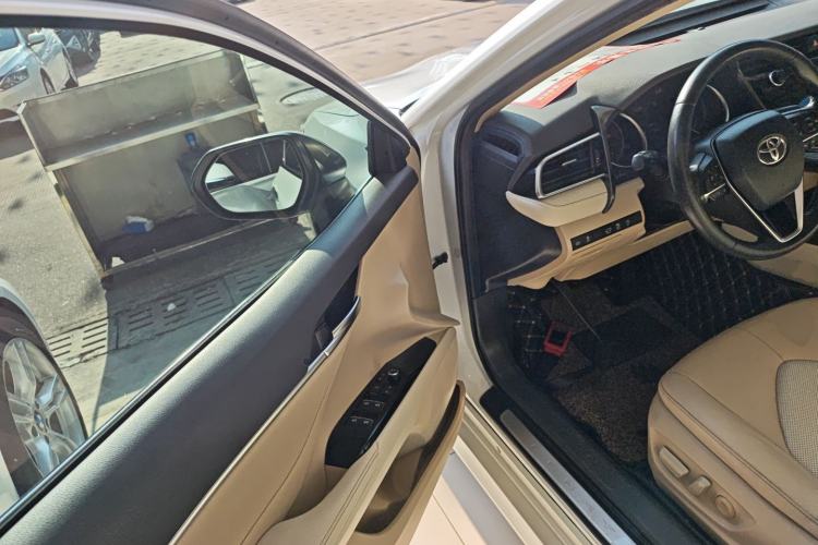 Used Toyota Camry 2019 2.0G Luxury Edition China VI Standard