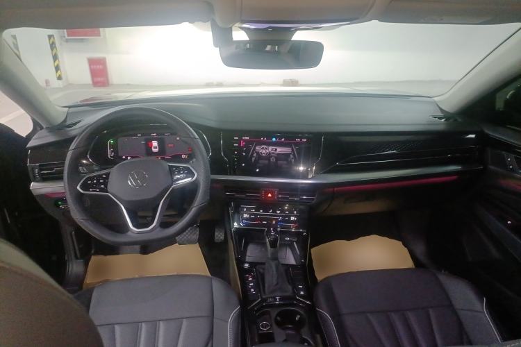 Used Volkswagen Passat 2024 380TSI Luxury Edition
