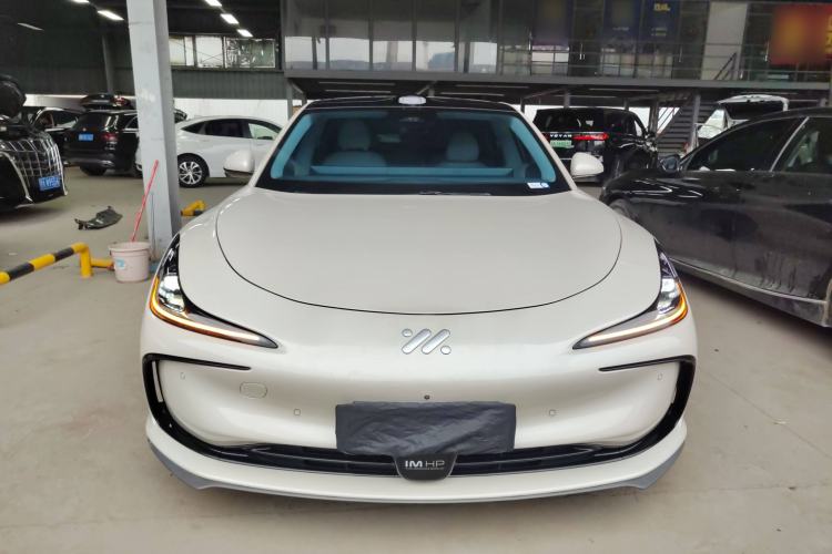 Used  L6 2024 Max Standard Edition
