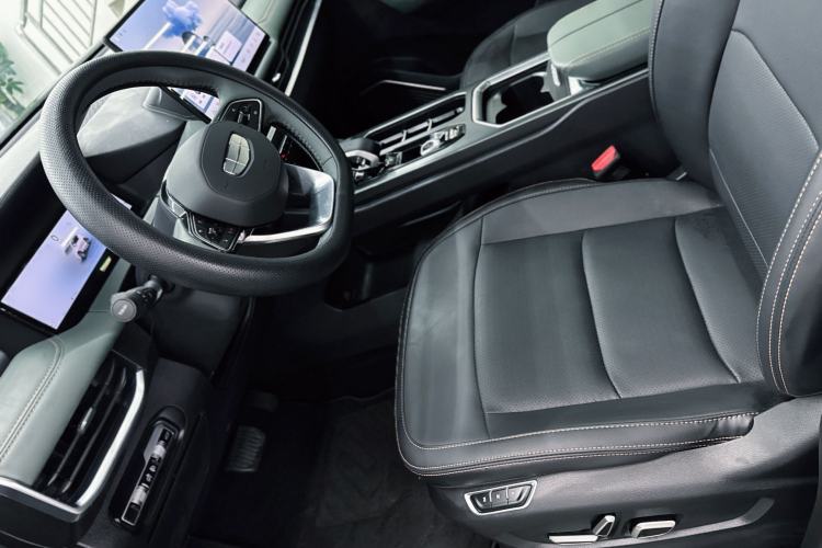 Used Geely Auto Haoyue L 2024 2.0T DCT Flagship Version
