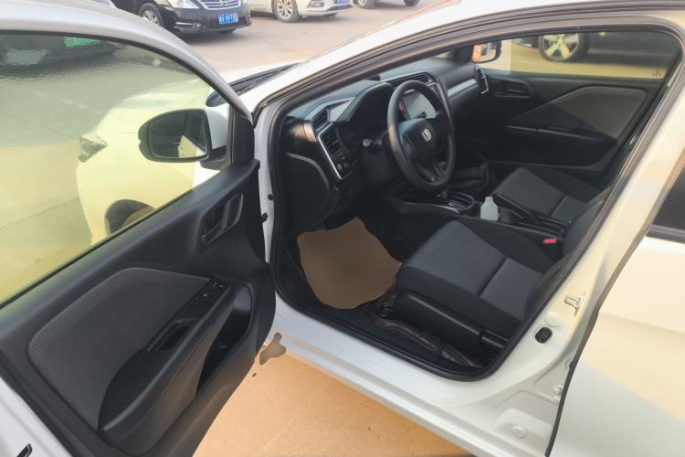 Used Honda Gienia 2017 1.5L CVT Classic Edition
