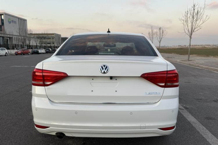 Used Volkswagen Lavida 2017 1.6L Automatic Comfort Edition