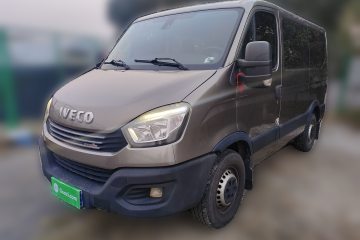 Used Iveco Eurocargo 2020 3.0T Automatic Chaorui Short Wheelbase Low-Roof F1C