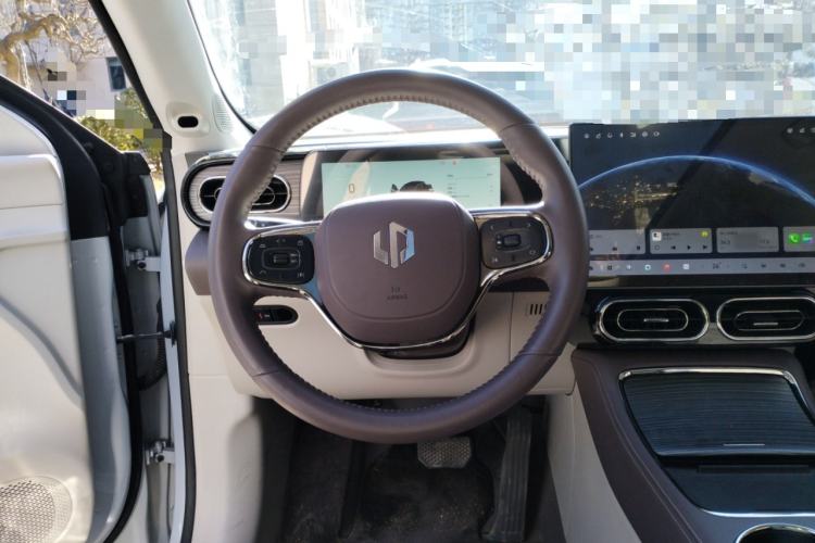 Used Leapmotor C11 2024 All-Electric 580 Luxury Edition
