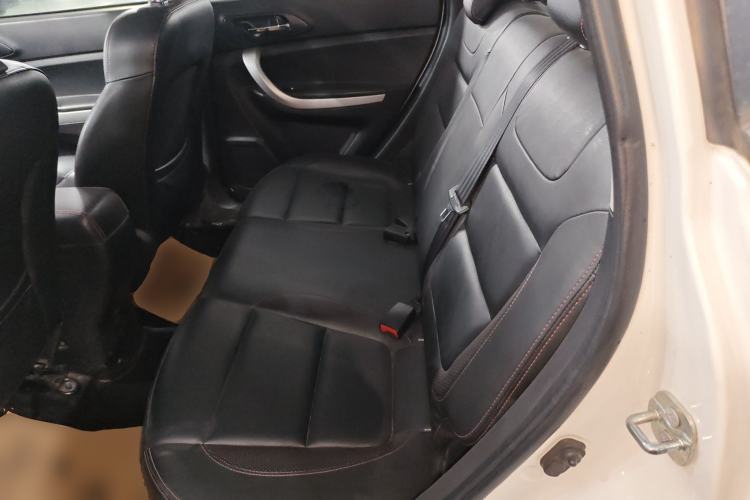 Used Changan CS35 2015 1.6L Automatic Luxury Model China IV Standard