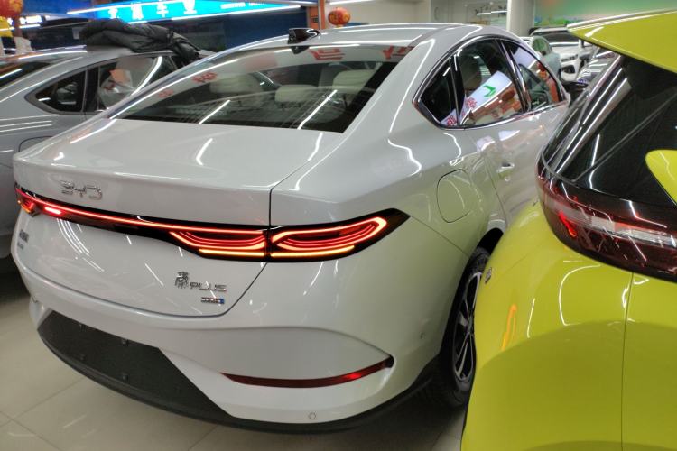 Used BYD Qin PLUS 2025 DM-i Smart Drive 55KM Beyond Model