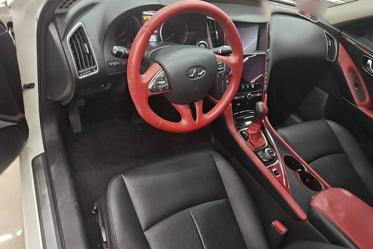 Used Infiniti Q50L 2016 2.0T Comfort Edition
