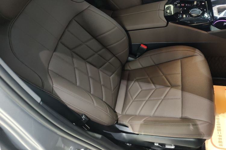 Used BMW 5 Series 2024 530Li Leading Model M Sport Package
