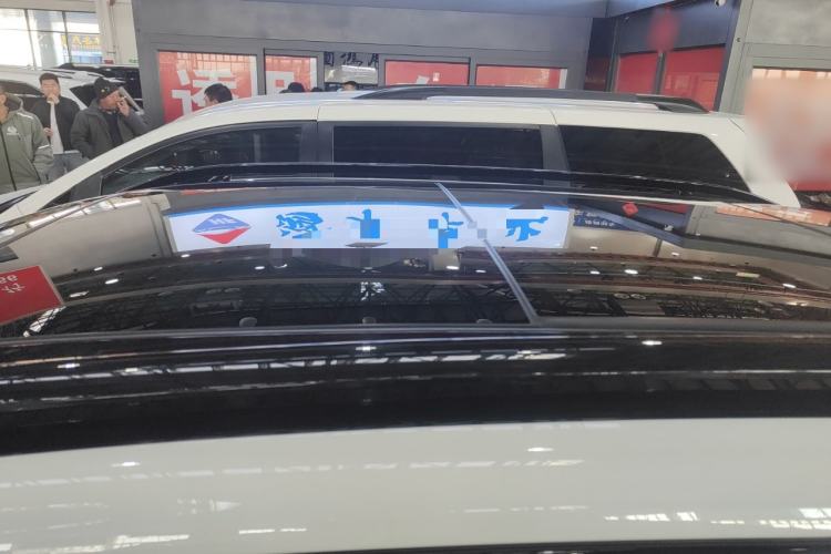 Used Volkswagen Tharu 2024 300TSI Two-Wheel-Drive Moon Luxury Edition
