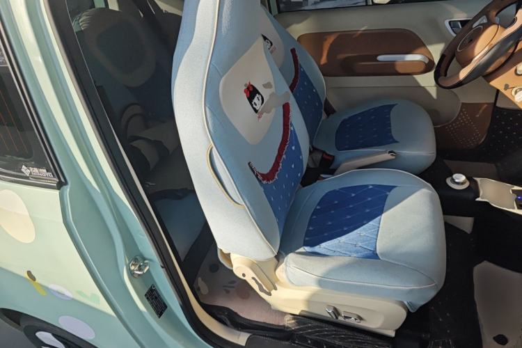 Used Wuling Hongguang MINIEV 2024 3rd Generation 215km Advanced Version
