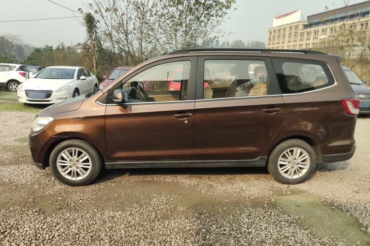 Used Wuling Hongguang 2015 1.5L S1 Comfort China V Standard
