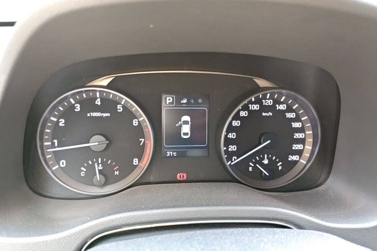 Used Hyundai Elantra 2016 1.6L Automatic ZhiXuan – Elite Version
