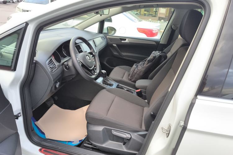 Used Volkswagen Golf Sportsvan 2018 1.6L Automatic Comfort Model
