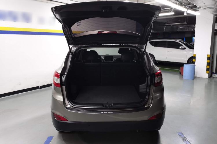 Used Hyundai ix35 2015 2.0L Automatic 2WD Smart Version China V Standard